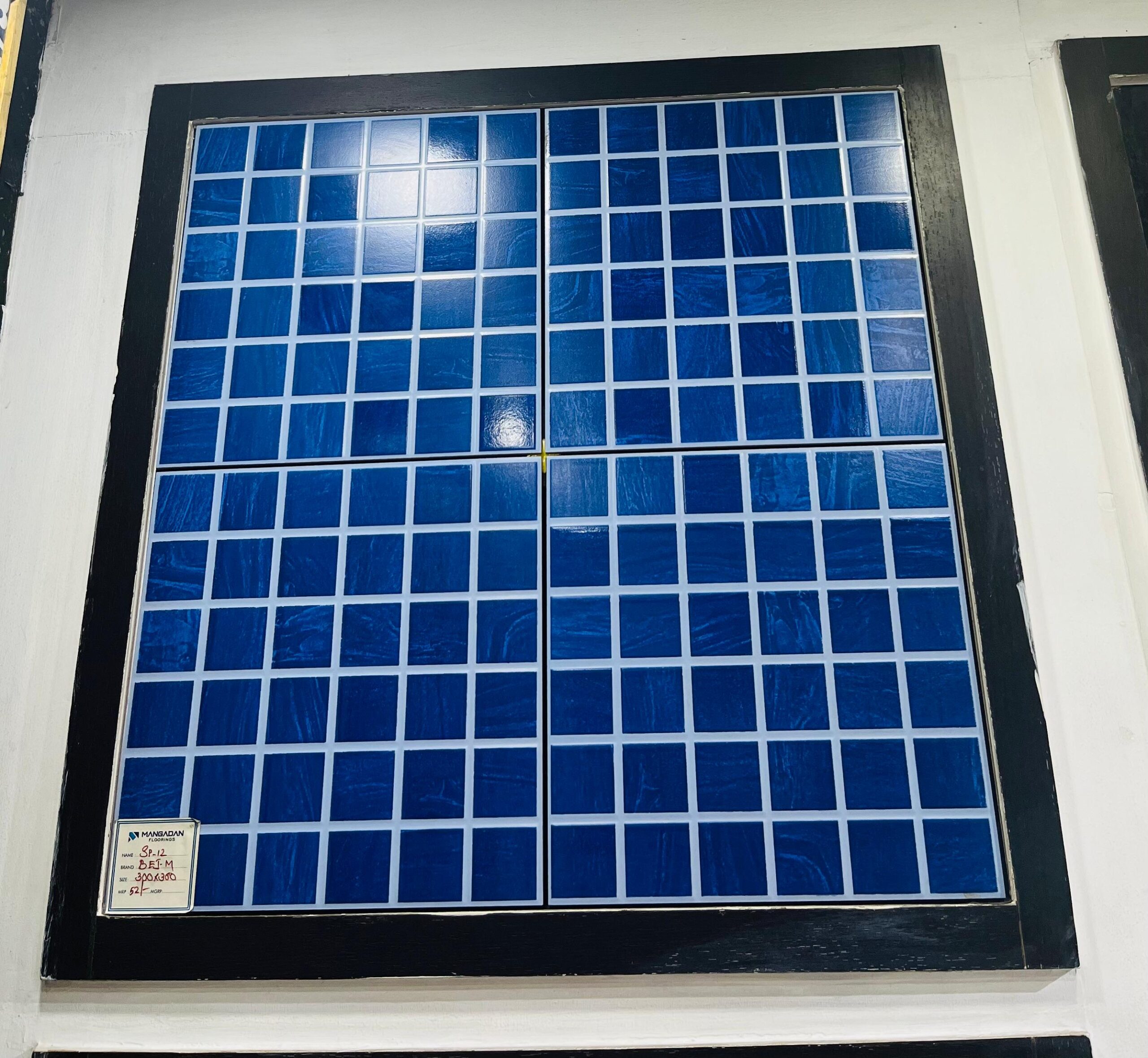 gallery grid image